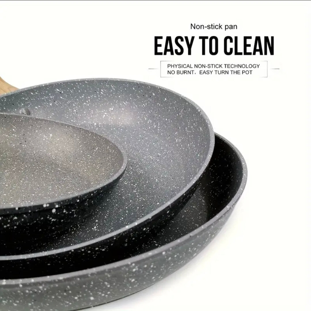Set of non-stick frying pans with text highlighting ease of cleaning.